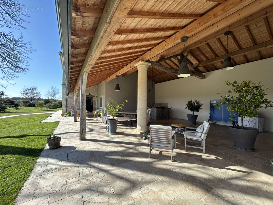 Maison à CAUDECOSTE