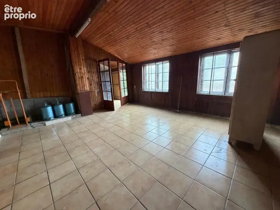 Corpe (85320) au calme adorable maison en pierres 4 chambres a rafraichir avec annexe et jardin clos - photo 12