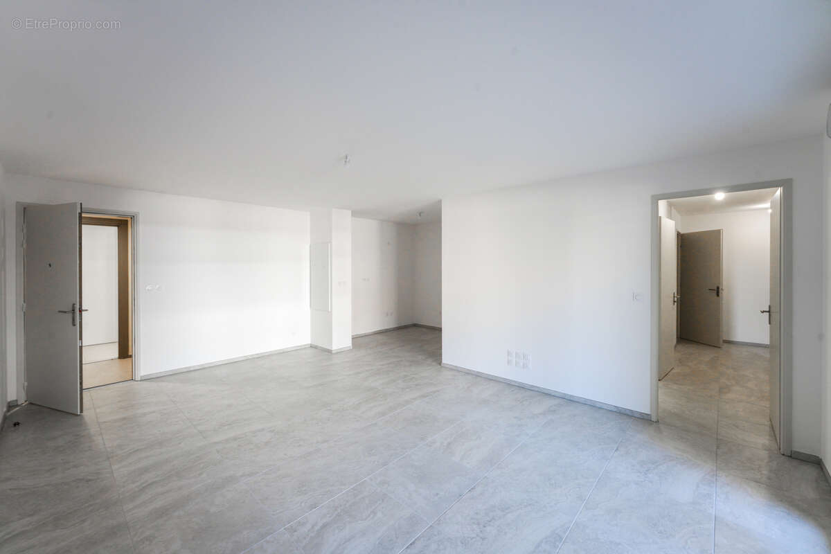 Appartement à TRETS