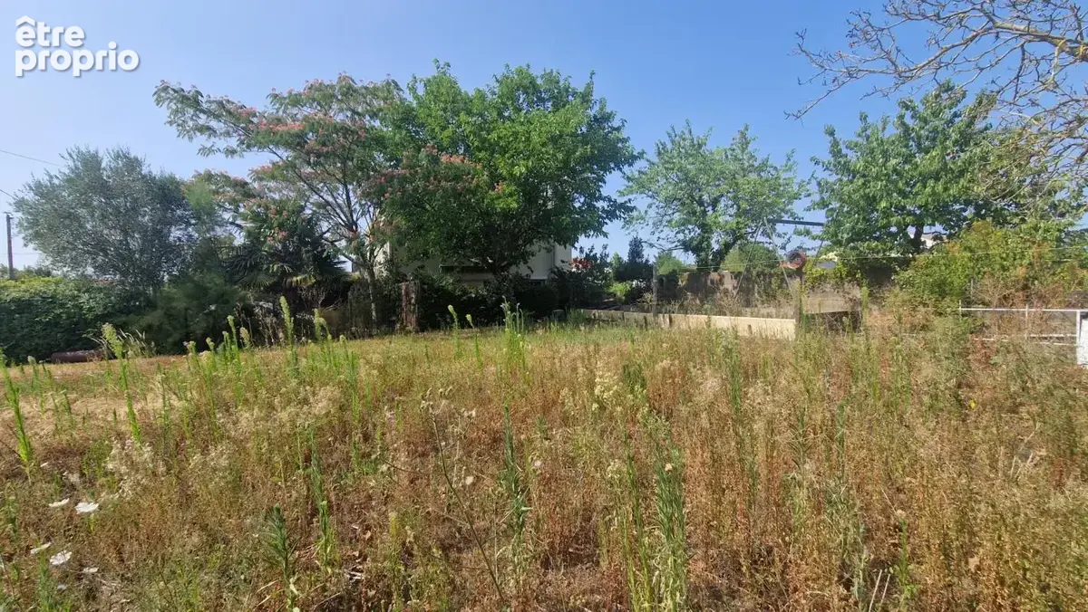 Emplacement idéal, au calme, à 2 km du centre-ville du LOROU - photo 12
