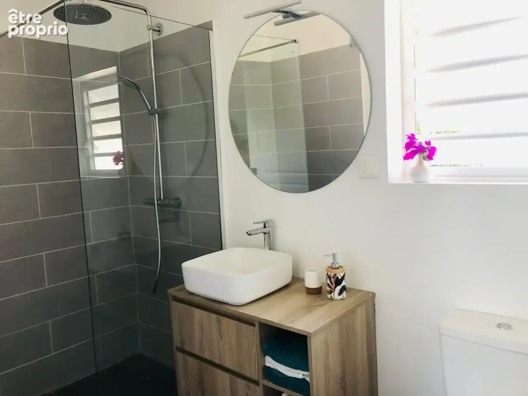 Jolie maison + studio et piscine baie mahault (971) - photo 18