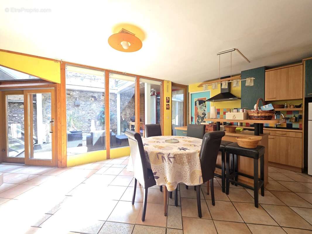 Maison à CLERMONT-FERRAND