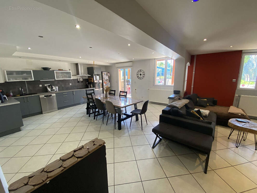 Maison à EINVILLE-AU-JARD