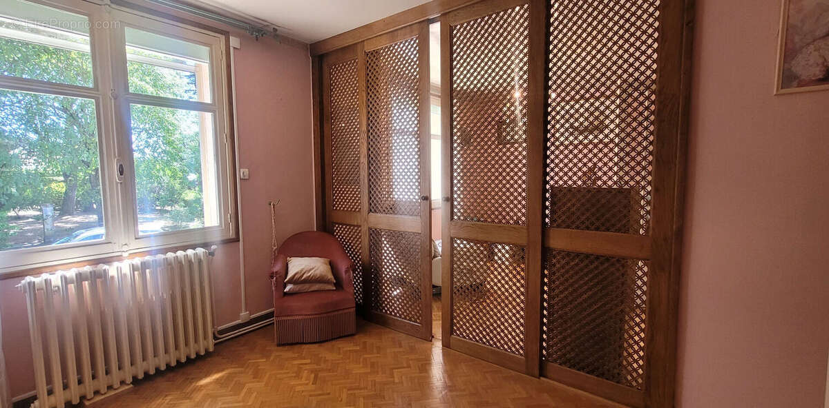 Maison à SAINT-PAUL-TROIS-CHATEAUX