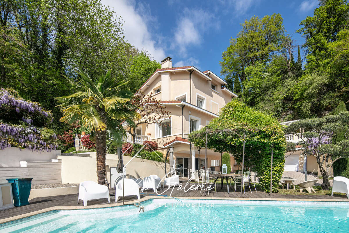 Maison à CORENC