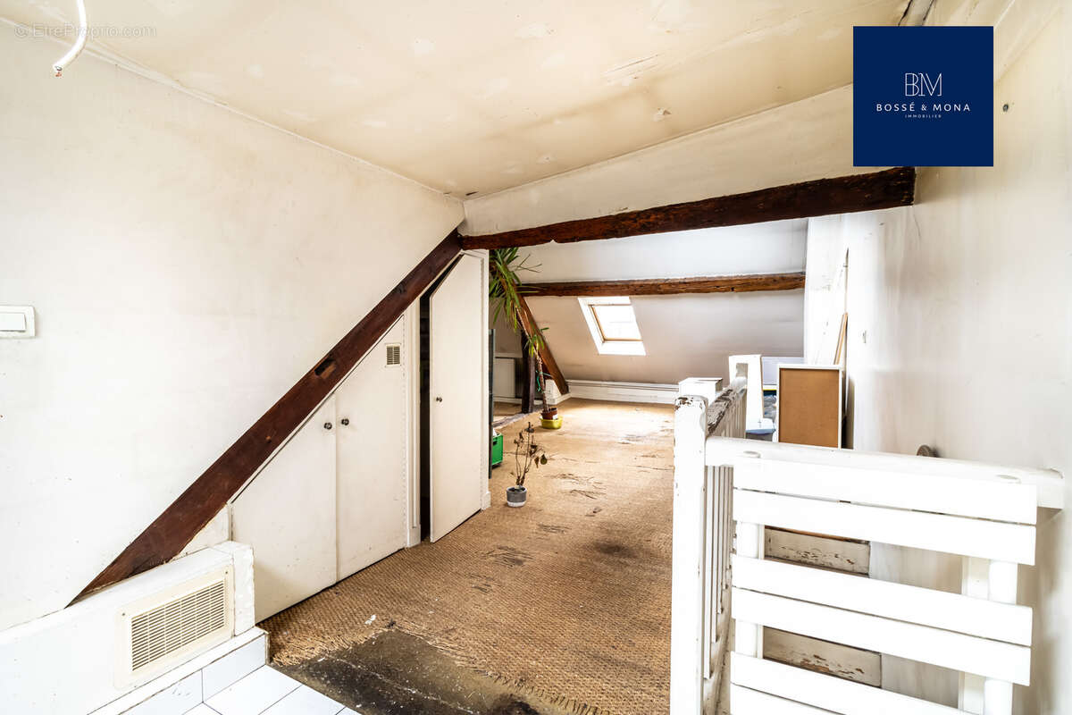 Appartement à PARIS-14E