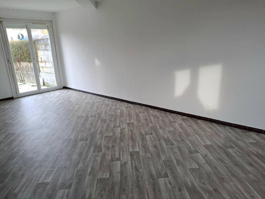 Maison à COURCELLES-LES-LENS