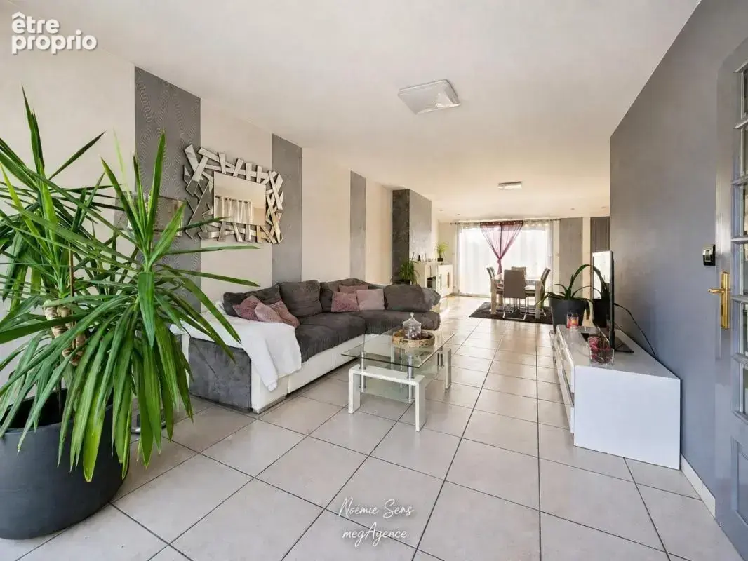 Cholet - la choletière 123 m² 4 chambres + bureau - photo 3