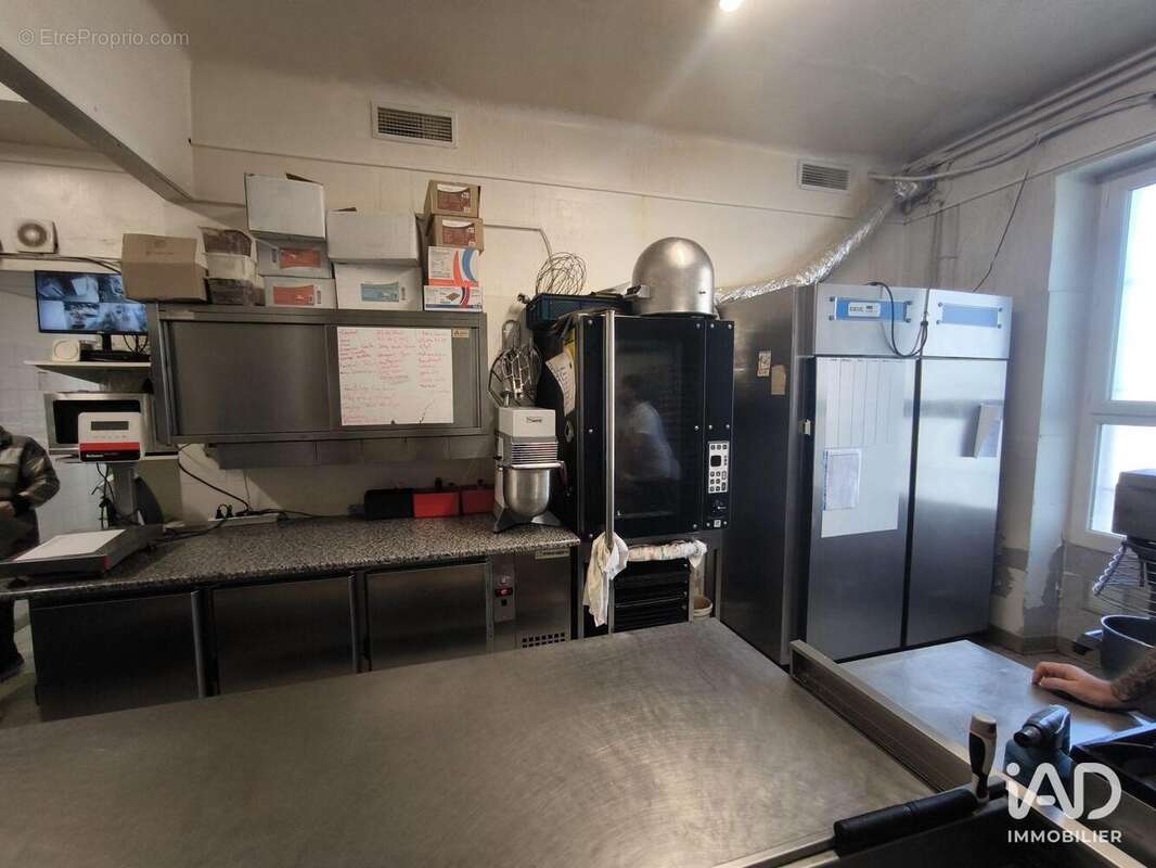 Photo 7 - Commerce à VOLX