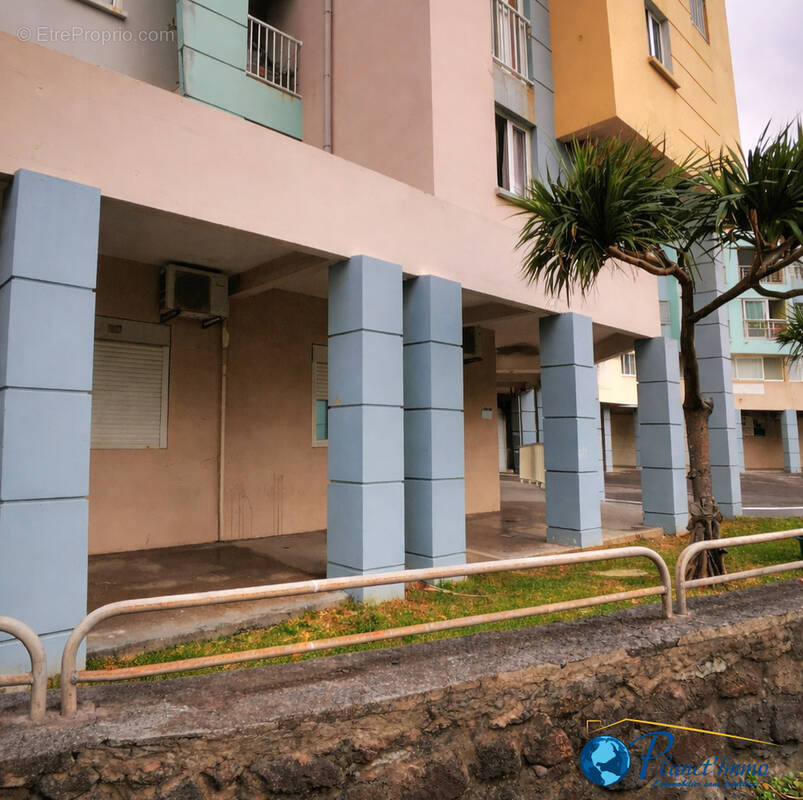 Commerce à SAINT-JOSEPH