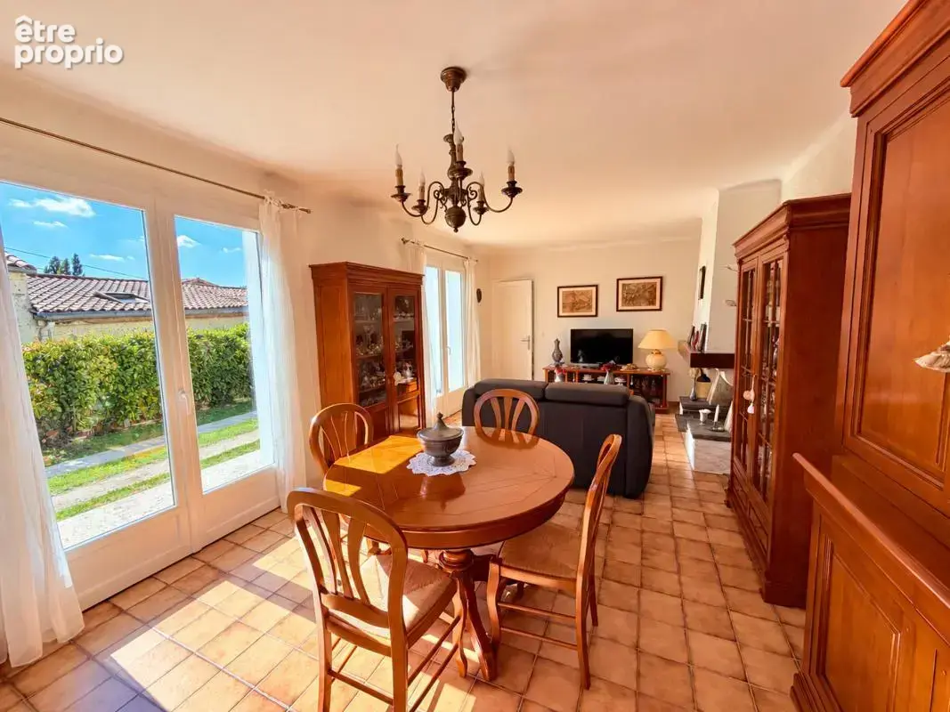 Maison 6 pièces 122 m² à vendre à Le Taillan-Medoc (33320) - photo 6