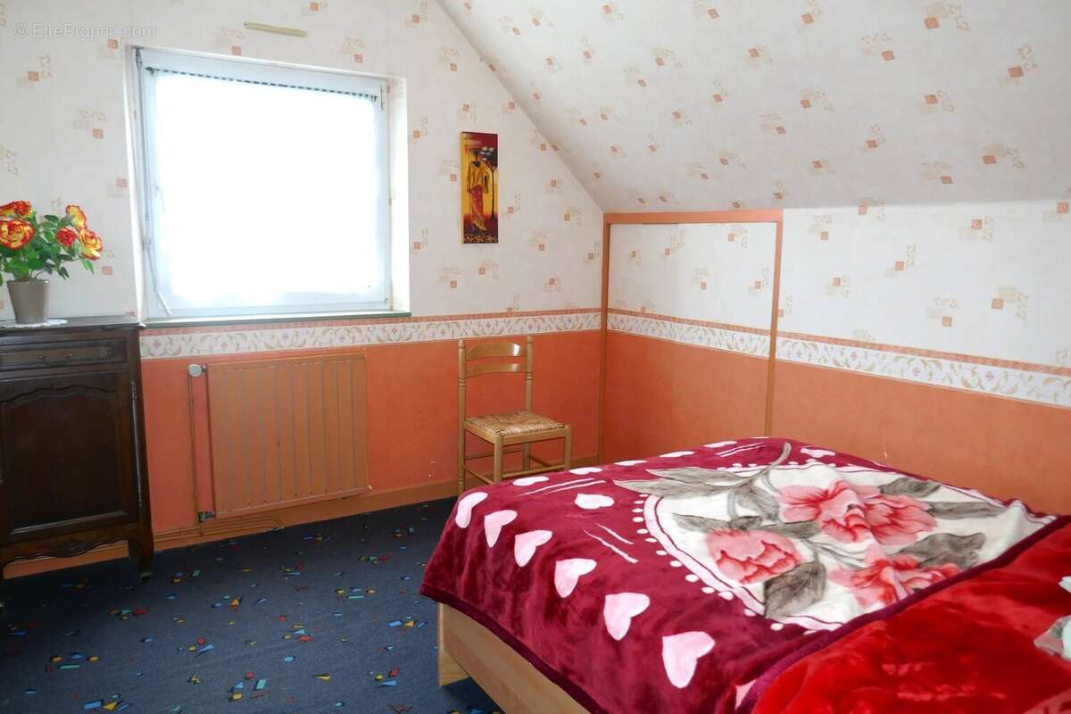 Maison à BEAUFORT-EN-VALLEE