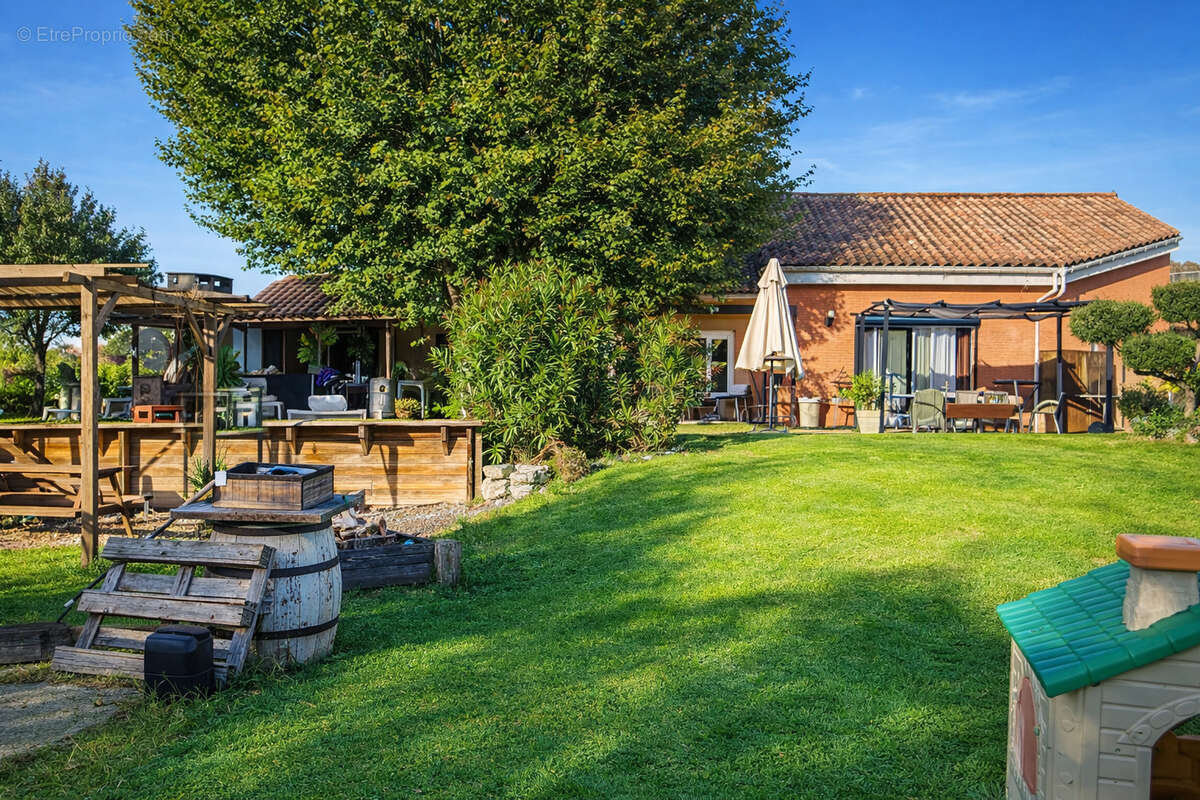 Maison à PUYLAURENS