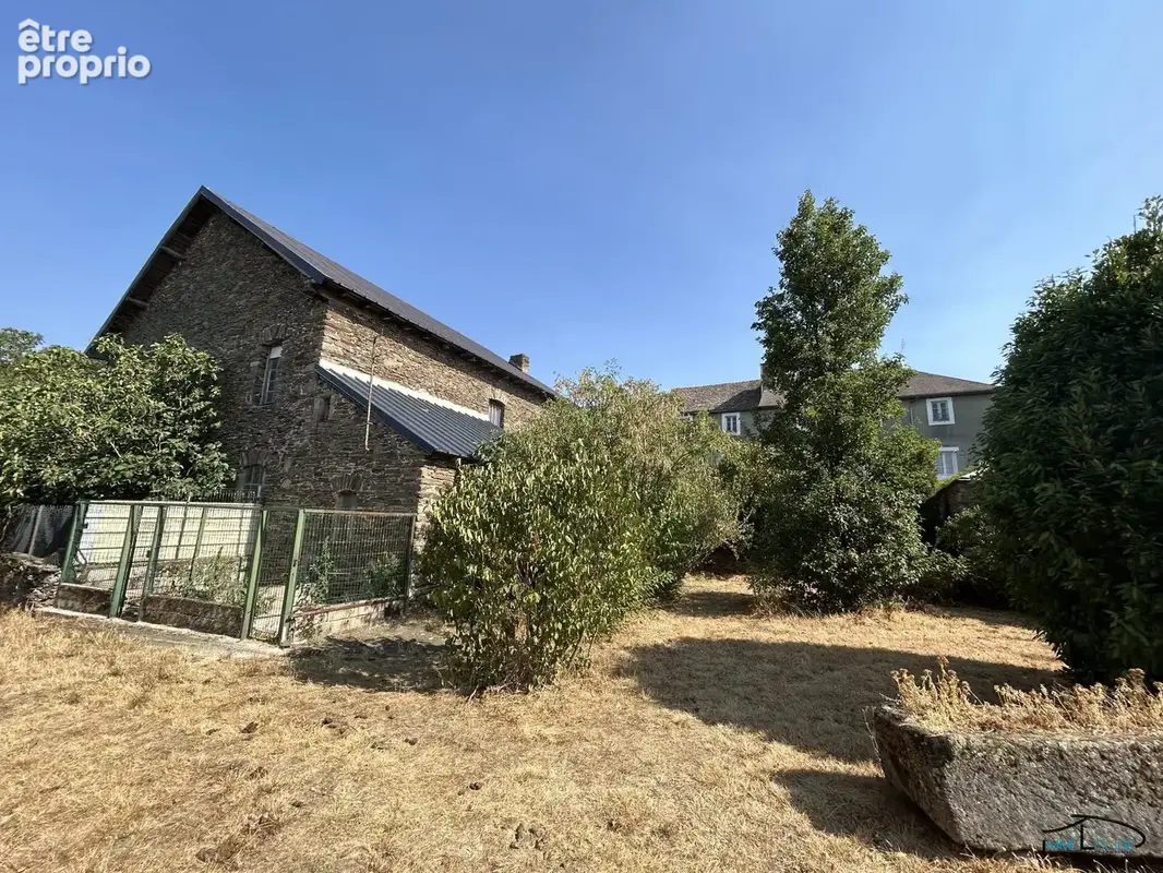Maison 255 m² à Salmiech  - photo 5