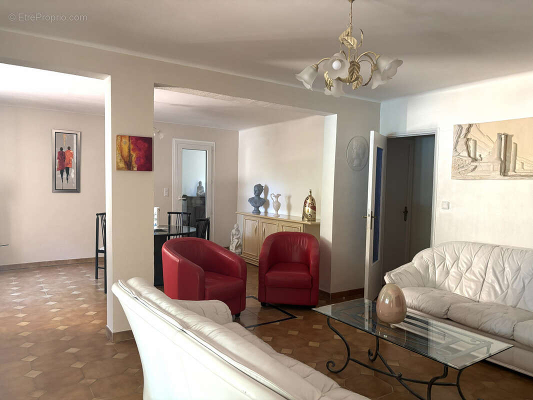 Villa 174m2 à TAVERNES - photo 3