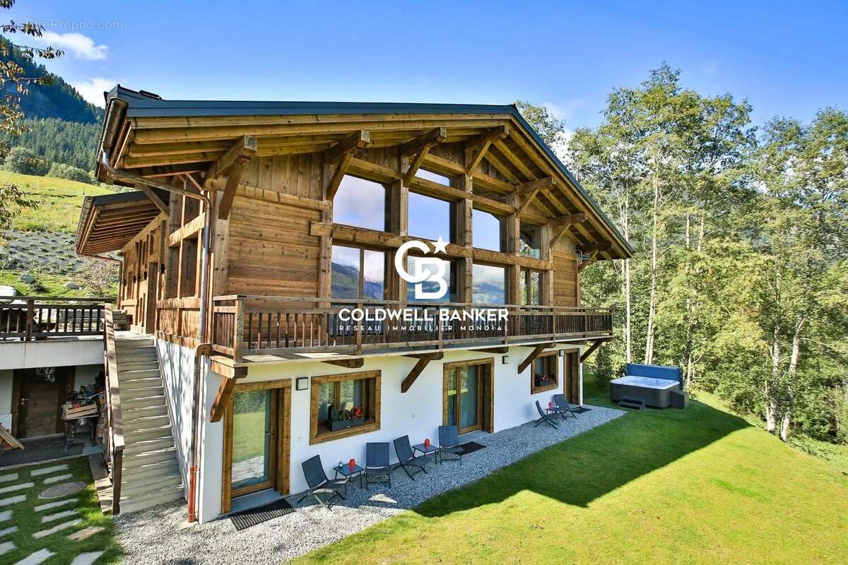 Maison à LES HOUCHES