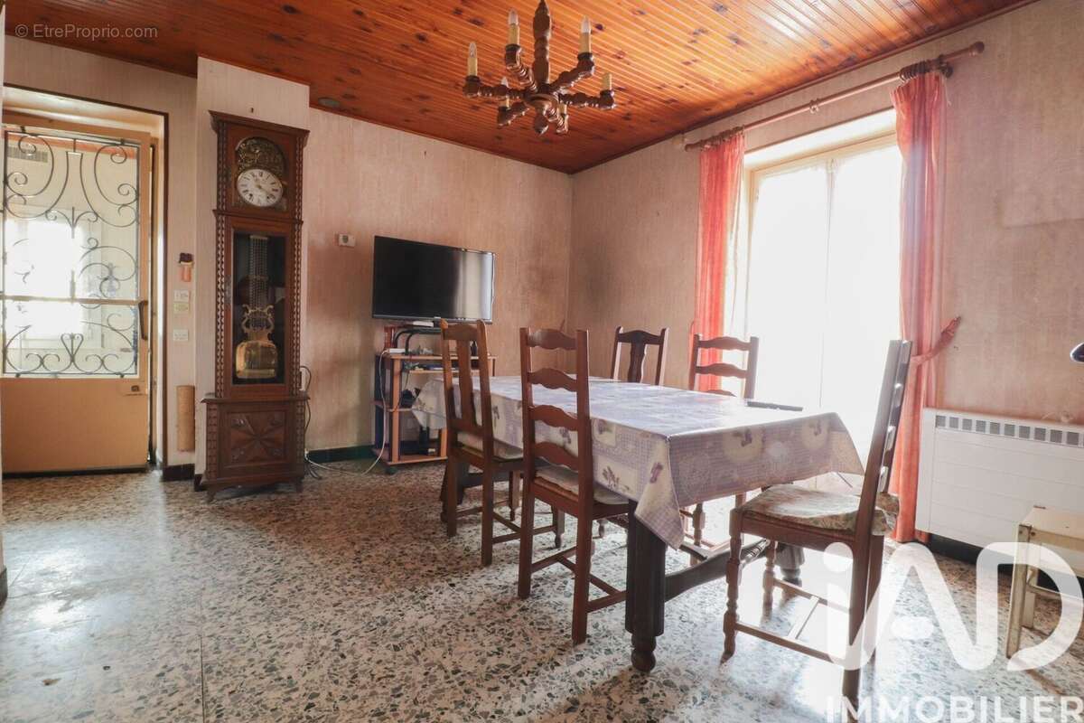 Photo 4 - Maison à VILLEJUST