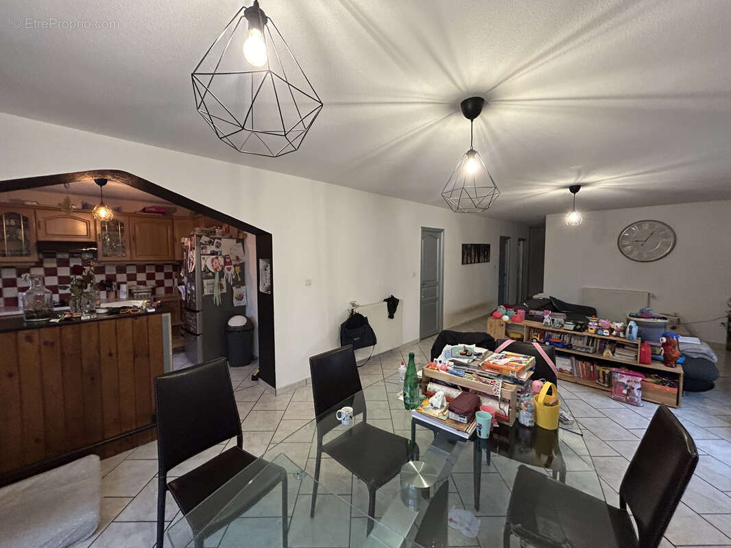 Maison à MAGNY-VERNOIS