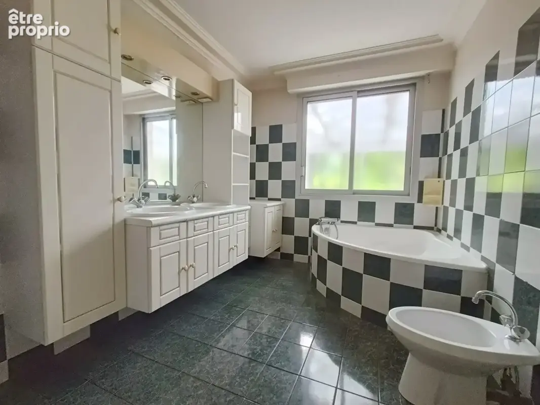 Maison indépendante de 134 m2 - 5ch sur 1 200m2 de terrain - photo 9
