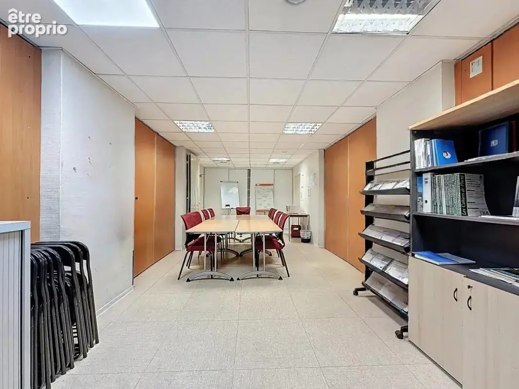 NICE NORD – Murs commerciaux libres 588 m² en RDC + garage 7 véhicules – Accès PMR - photo 5