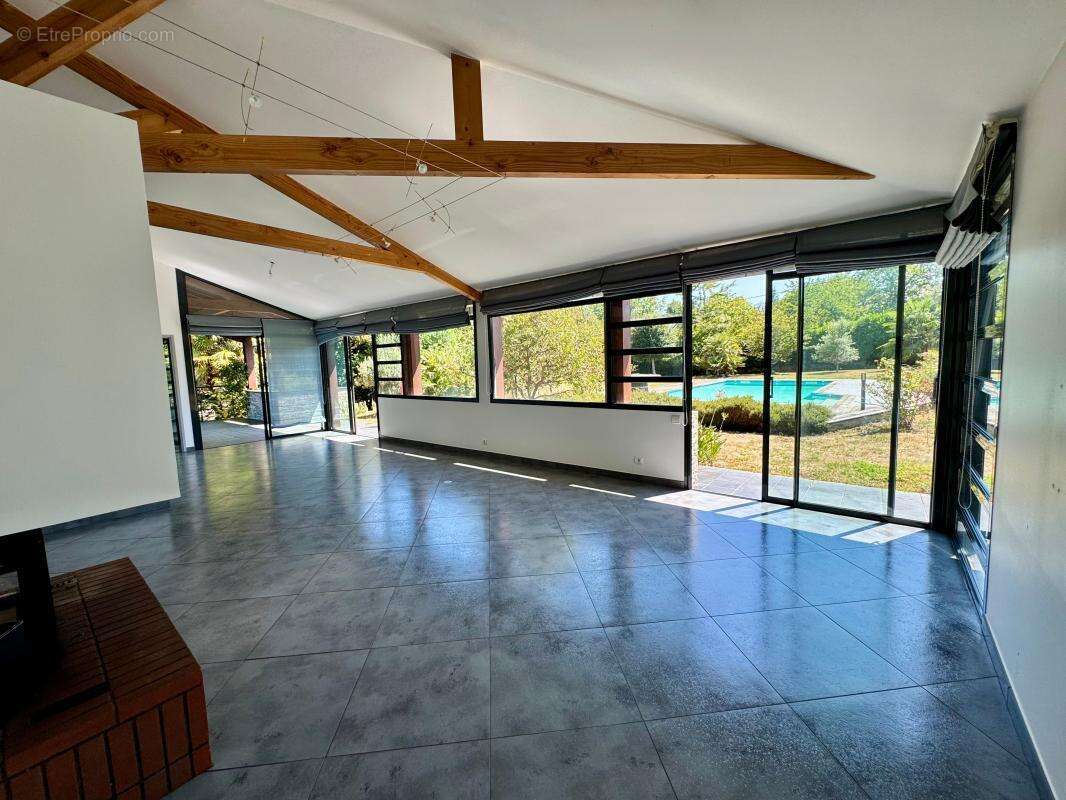 Maison d'architecte de 180m2 à Asson - photo 10