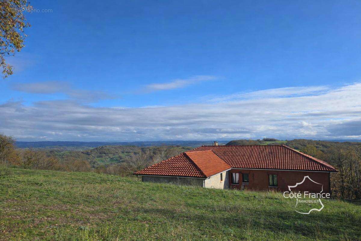 Maison à SAINT-DENIS-LES-MARTEL