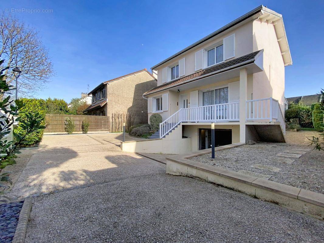 Maison à GUYANCOURT