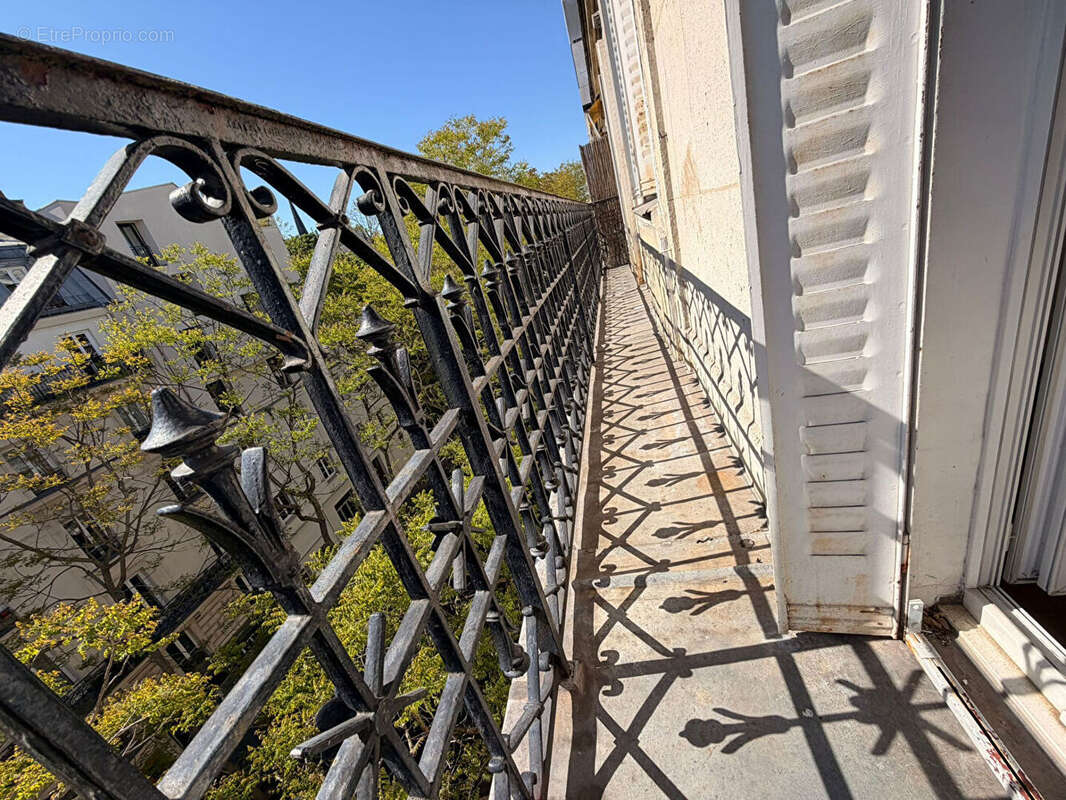 Appartement à PARIS-19E