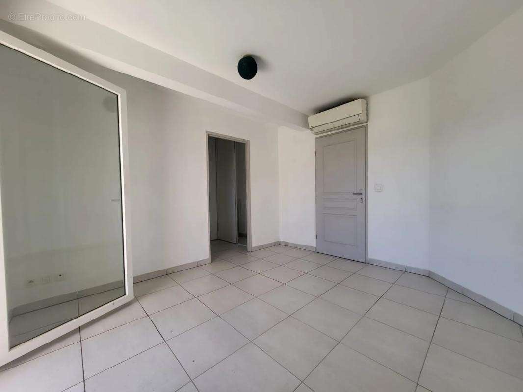 Appartement à SANARY-SUR-MER