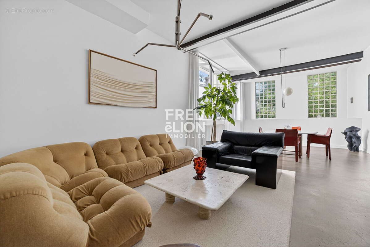 Appartement à PARIS-19E