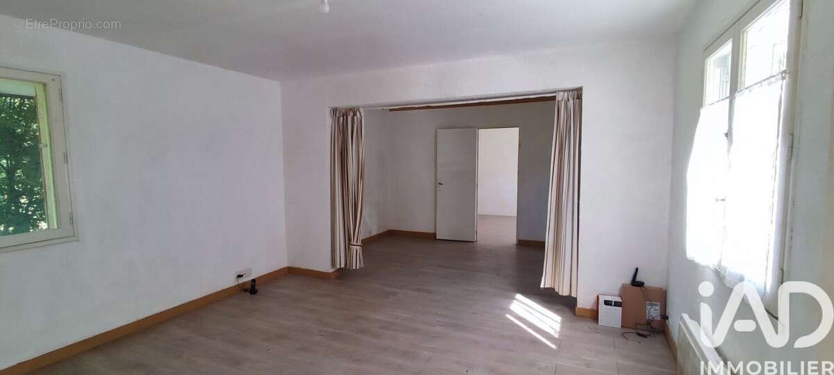 Photo 2 - Appartement à SAINT-AVE