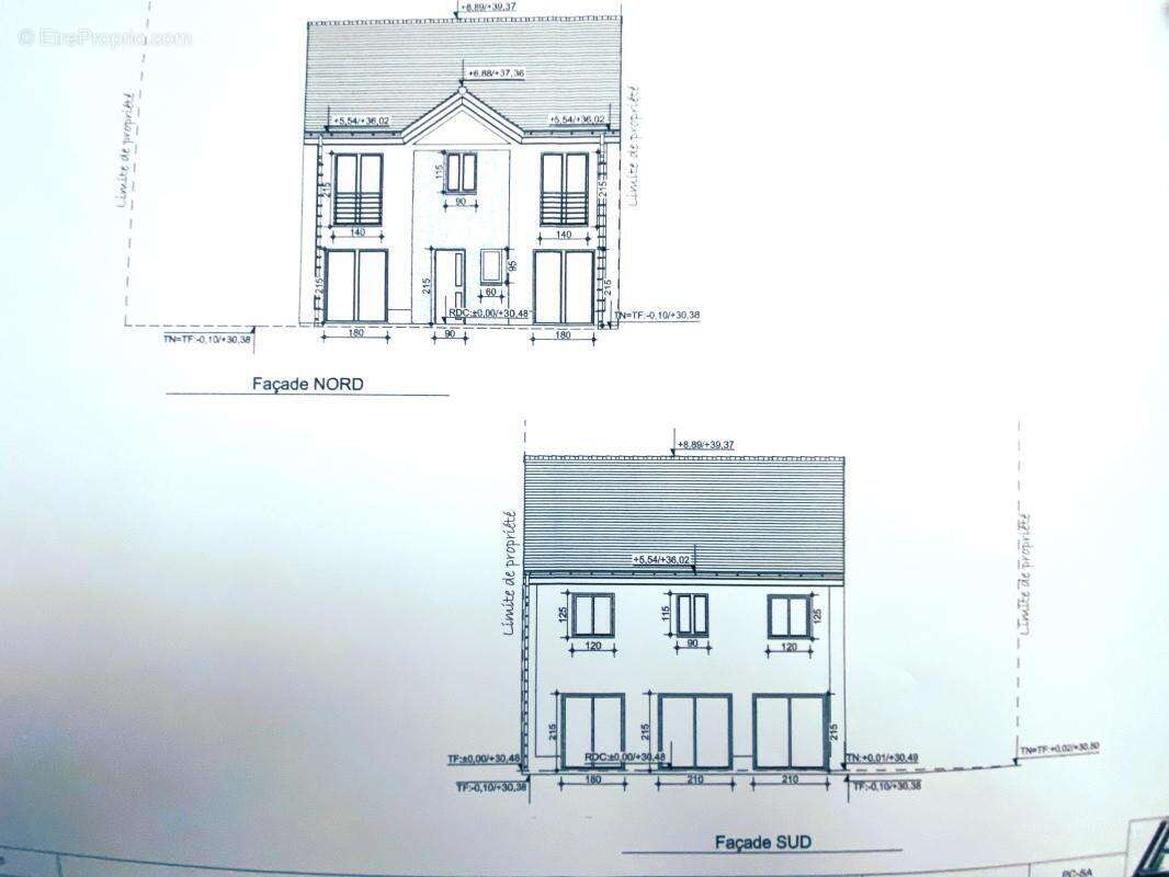 Terrain à ROSNY-SUR-SEINE