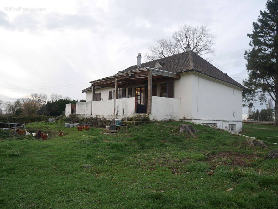 Maison à SAINT-PAER