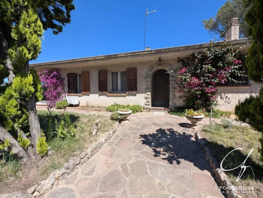 Maison à SAINT-RAPHAEL