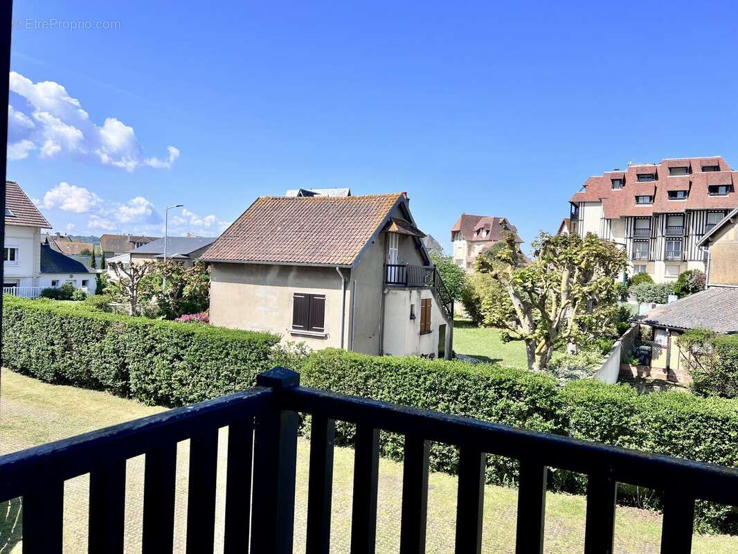Appartement à BLONVILLE-SUR-MER