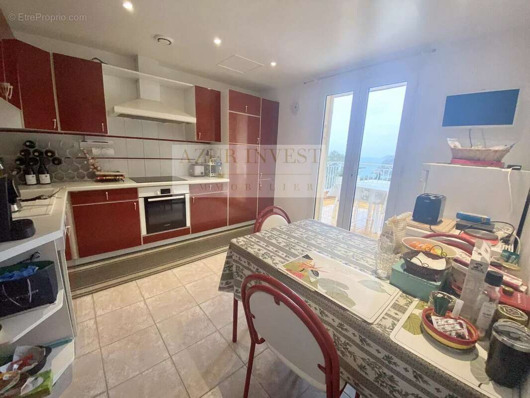 Appartement à ROQUEBRUNE-CAP-MARTIN