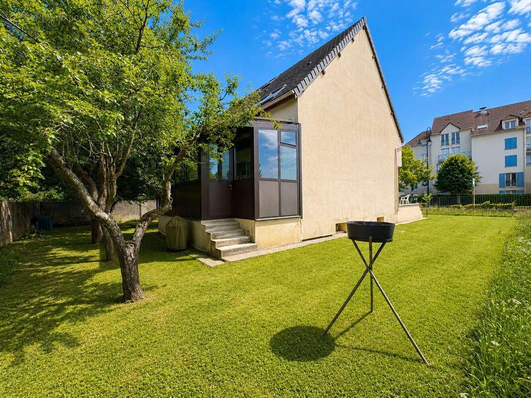 Maison à SUCY-EN-BRIE