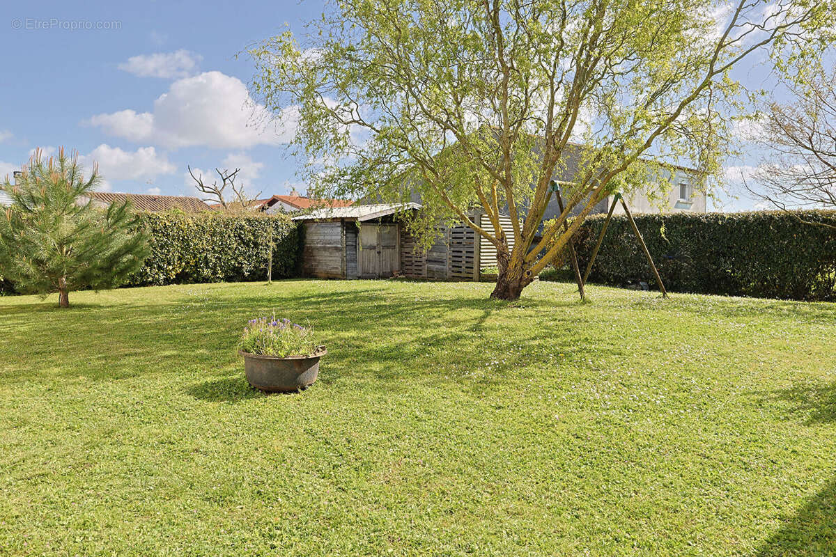 Maison à NIEULLE-SUR-SEUDRE