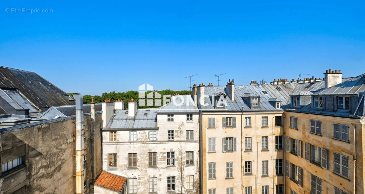 Appartement à VERSAILLES