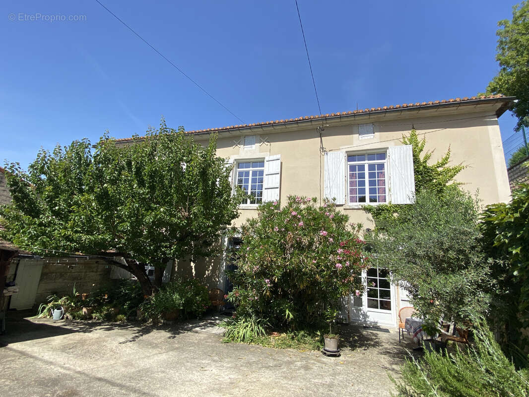 Maison à ANGOULEME