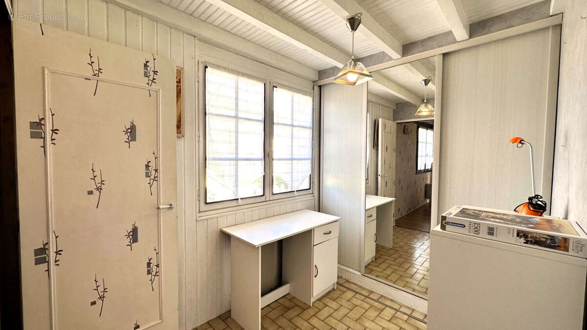 Maison à SAINT-ARNOULT-DES-BOIS