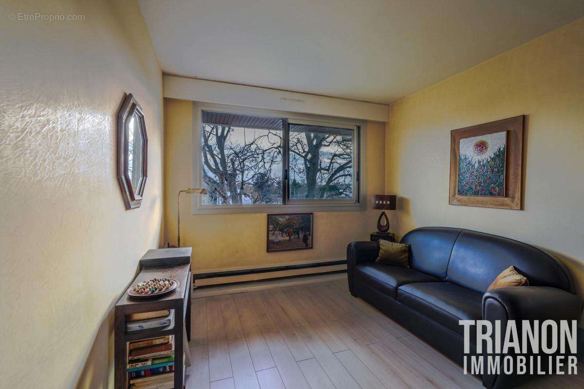 Appartement à SAINT-GRATIEN