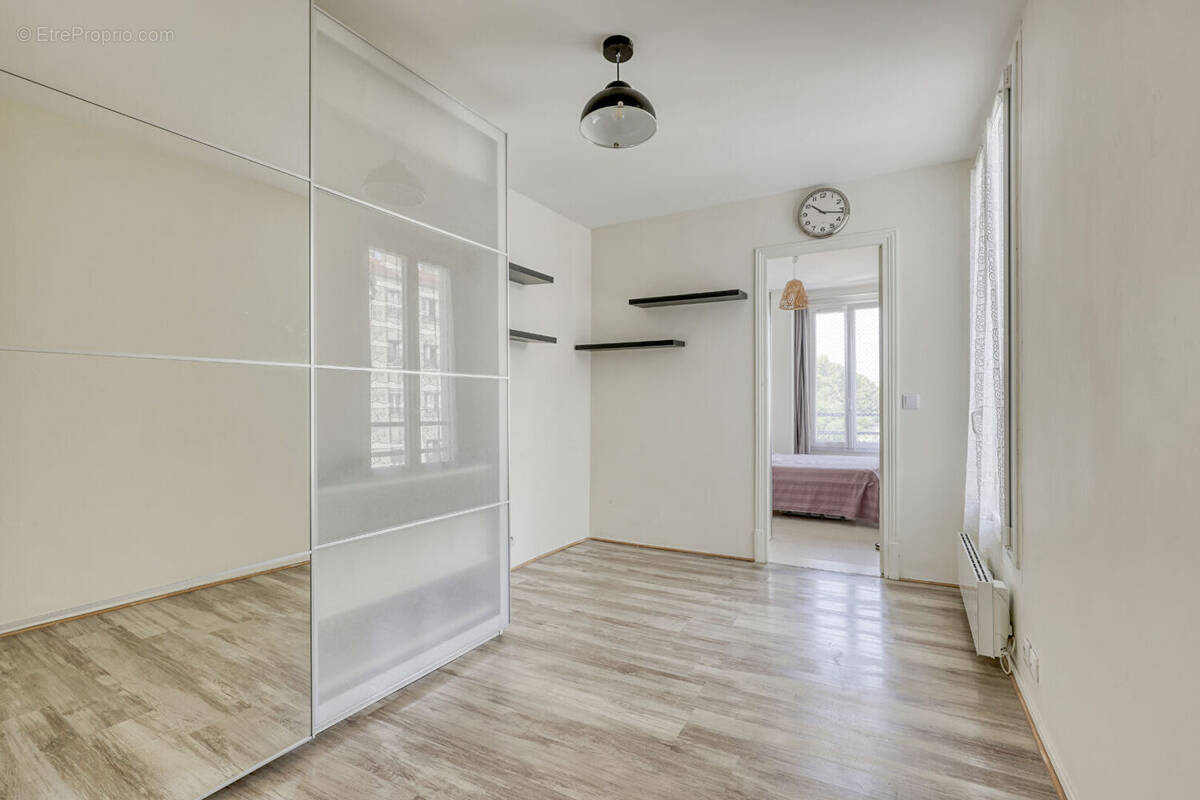 Appartement à IVRY-SUR-SEINE