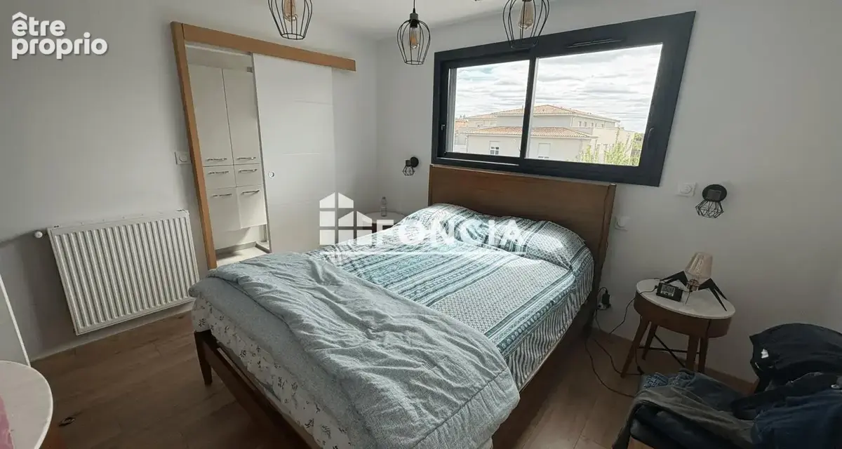 Maison de 2019 en parfait état avec jardin et garage - photo 6
