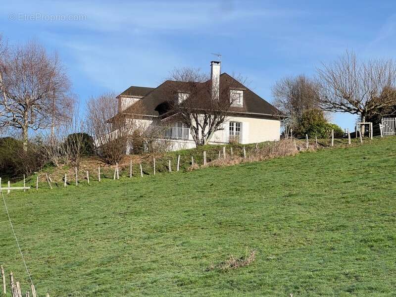 Maison à CHAUFFAILLES
