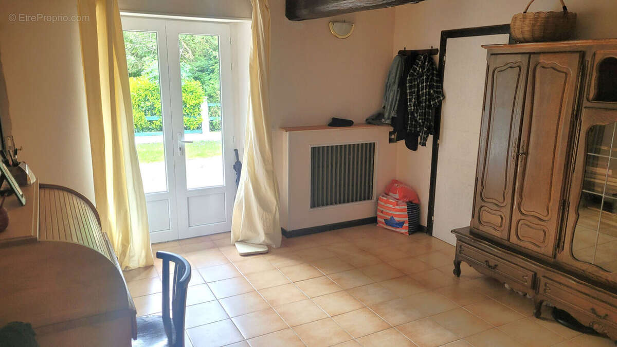 Maison à CHARNY