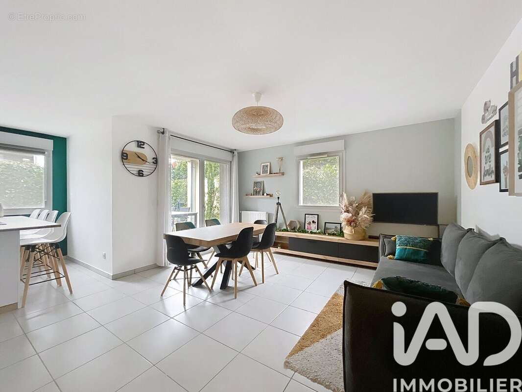 Photo 4 - Appartement à CORBAS