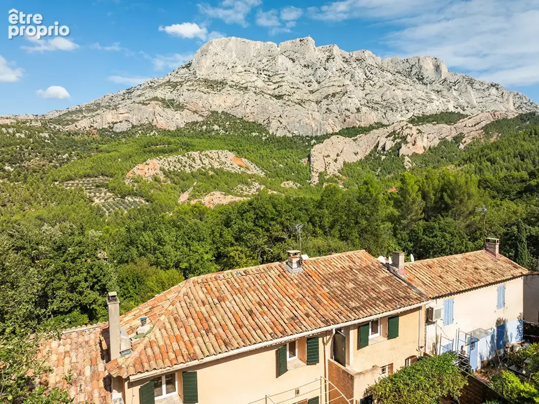 Maison 6 pièces 148 m² à vendre à Saint-Antonin-Sur-Bayon (13100) - photo 2