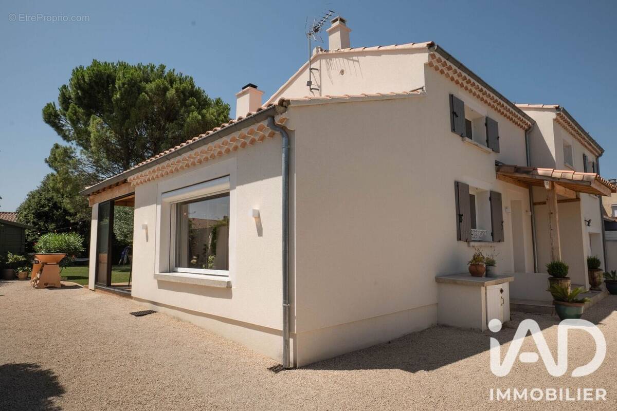 Photo 1 - Maison à MONTELIMAR