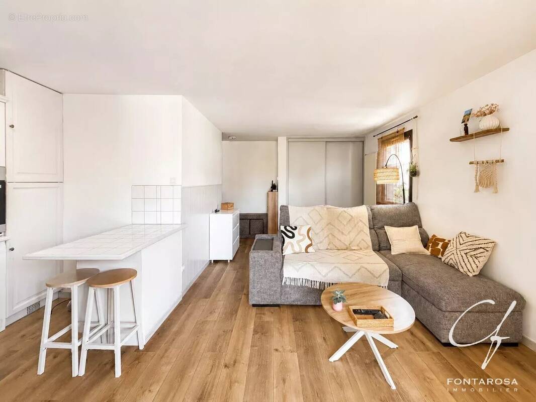 Appartement à FREJUS